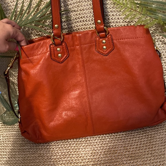 Gorgeous 2 pc matching coach bag and wallet set 😍😍😍 - Picture 13 of 17